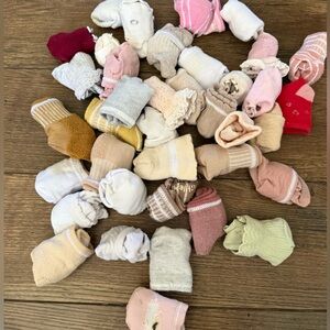SALE 🛍️ Assorted Baby Socks Bundle- 12 months and under